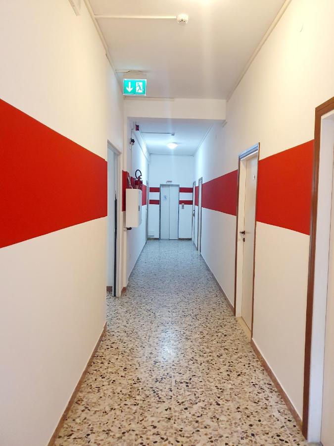 Albergo B&B Serafini Rimini Exteriör bild