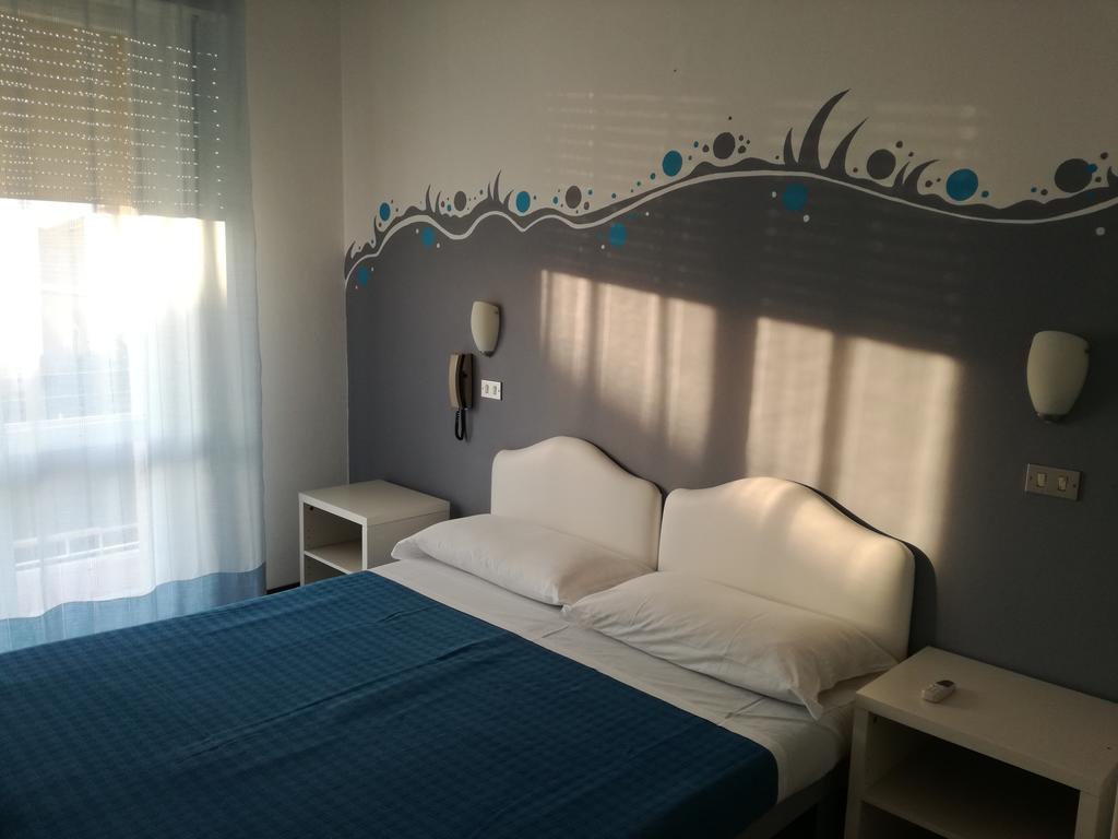 Albergo B&B Serafini Rimini Exteriör bild